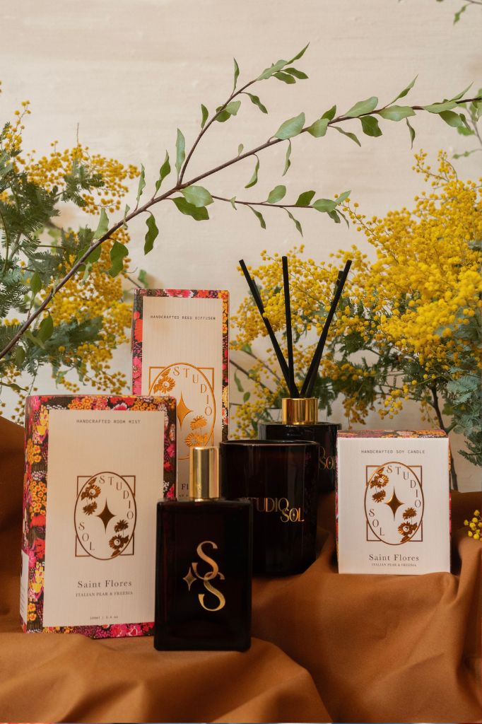 Saint Flores Candle | Italian Pear + Freesia