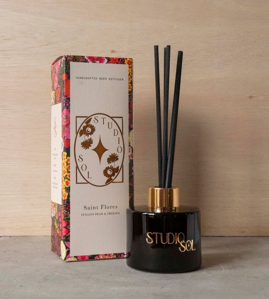Saint Flores Diffuser | Italian Pear &amp; Freesia